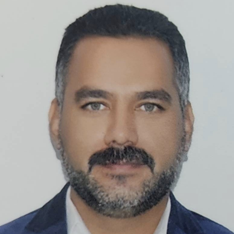 علی عینی